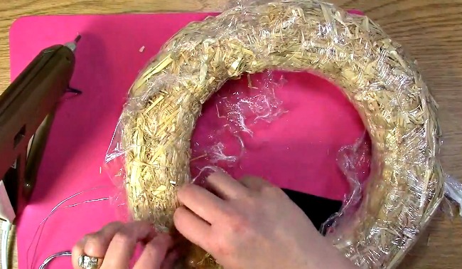 Create your own Cork Wreath - What you Need d